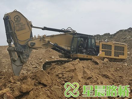 卡特390D型開山挖掘機