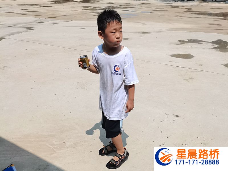 星晨路橋的小小隊員